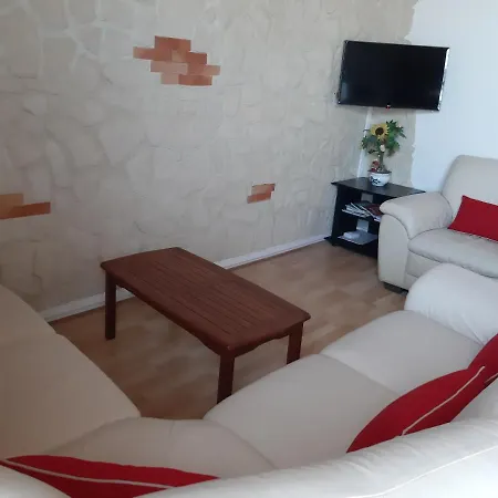 A Sur * 滨海拉特朗什