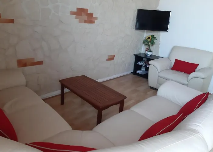 A Sur * 滨海拉特朗什